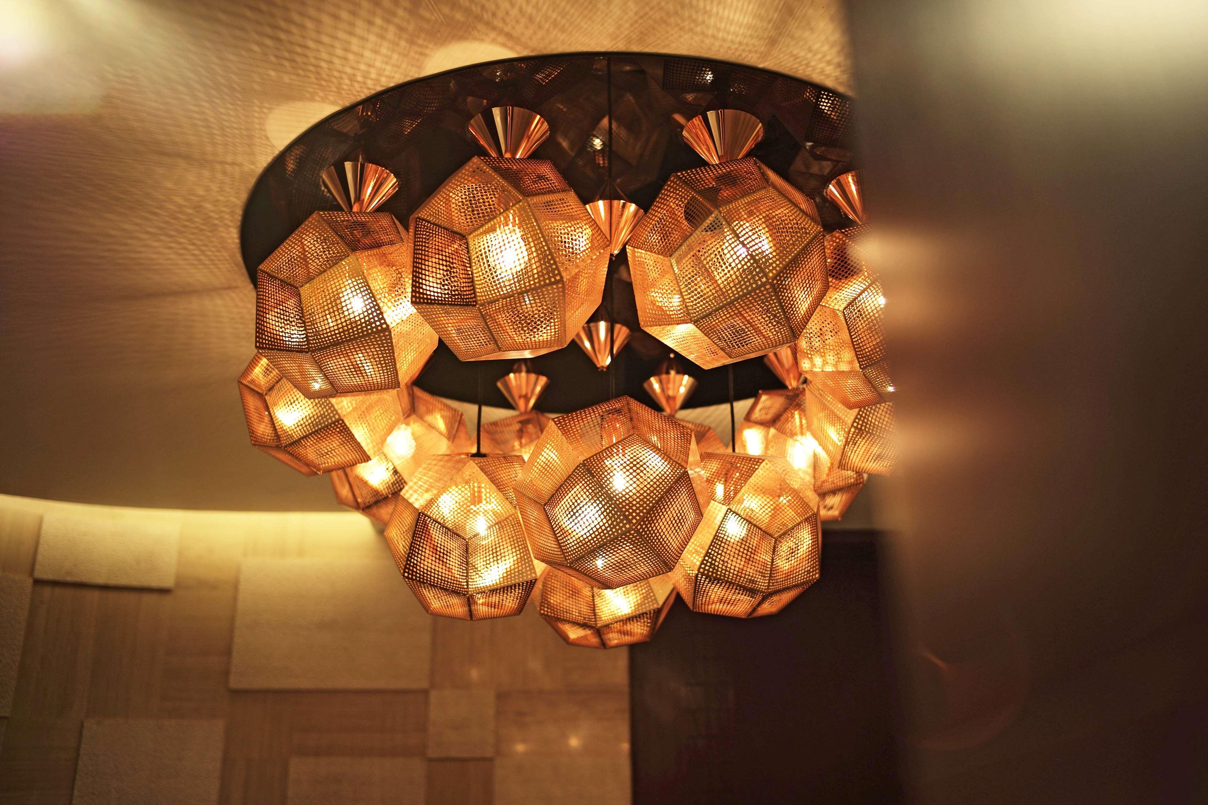 Park Hyatt Doha Hotel Exterior foto A ceiling light