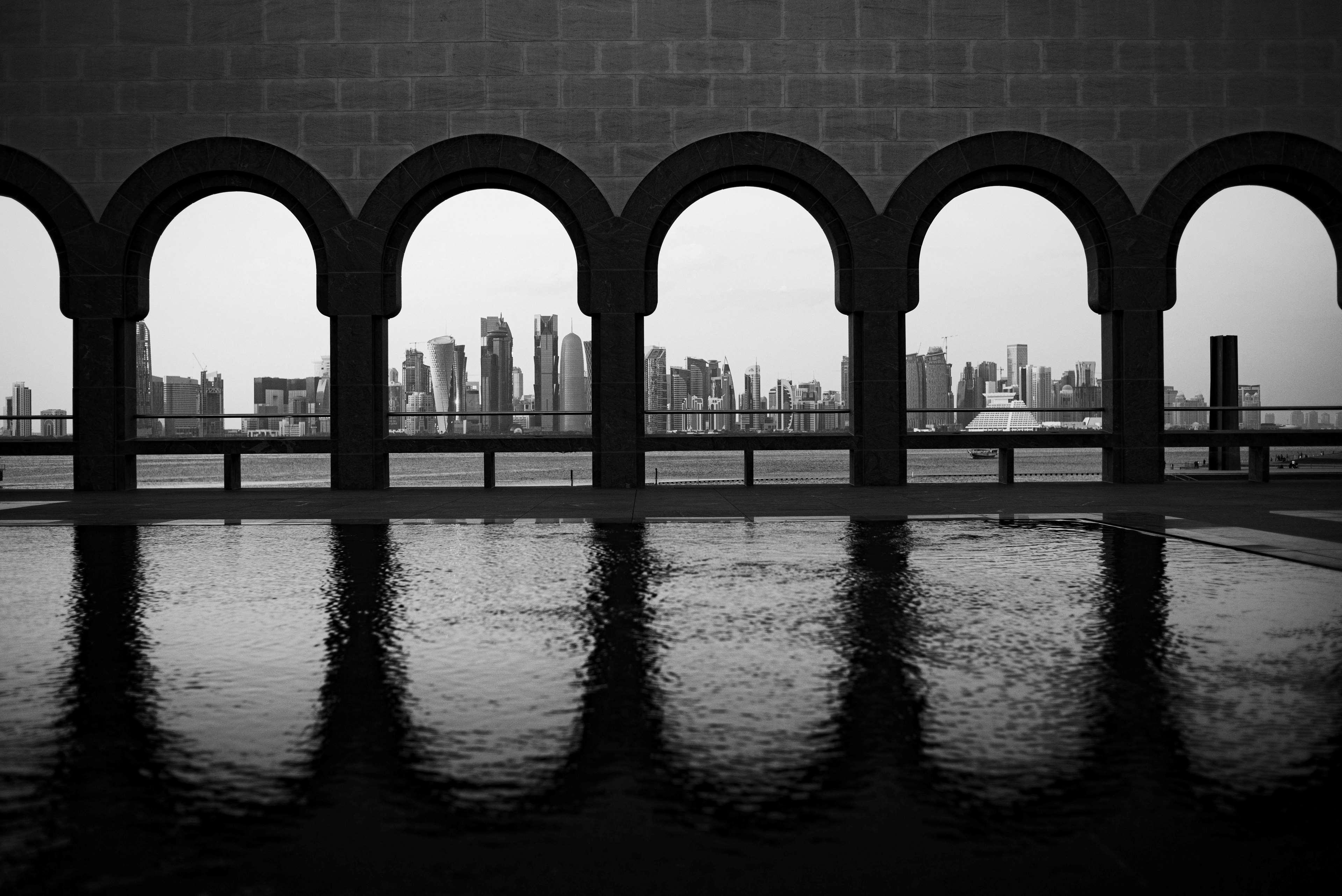 Park Hyatt Doha Hotel Exterior foto View of the skyline from the mosque